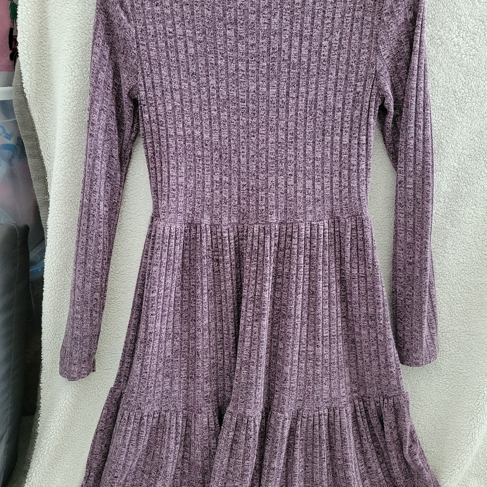 SHEIN LUNE Ruffle Hem Solid Dress - Picture 2 of 4